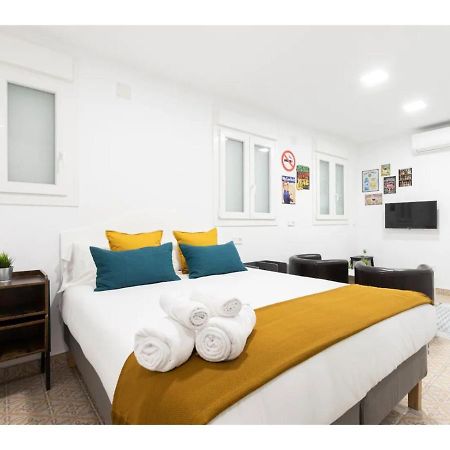 Acogedor Y Silencioso Estudio M1 Embajadores Madrid Exteriör bild