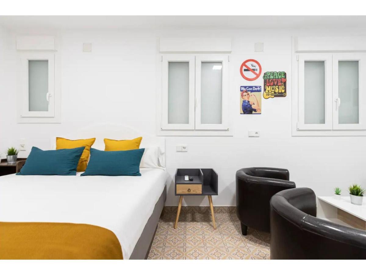 Acogedor Y Silencioso Estudio M1 Embajadores Madrid Exteriör bild