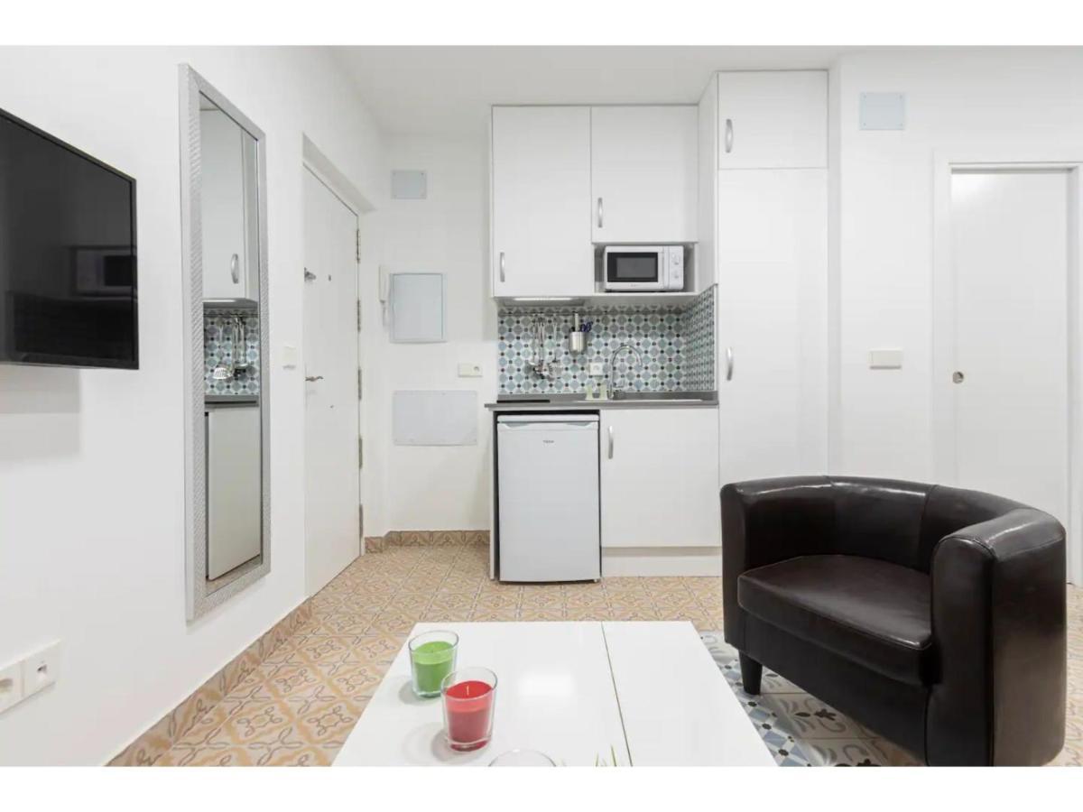 Acogedor Y Silencioso Estudio M1 Embajadores Madrid Exteriör bild