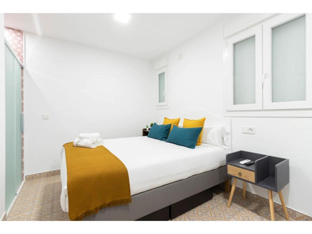 Acogedor Y Silencioso Estudio M1 Embajadores Madrid Exteriör bild